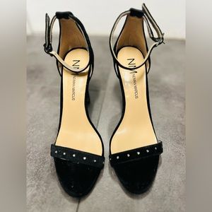 Neuman Marcus Women’s Heels!!!